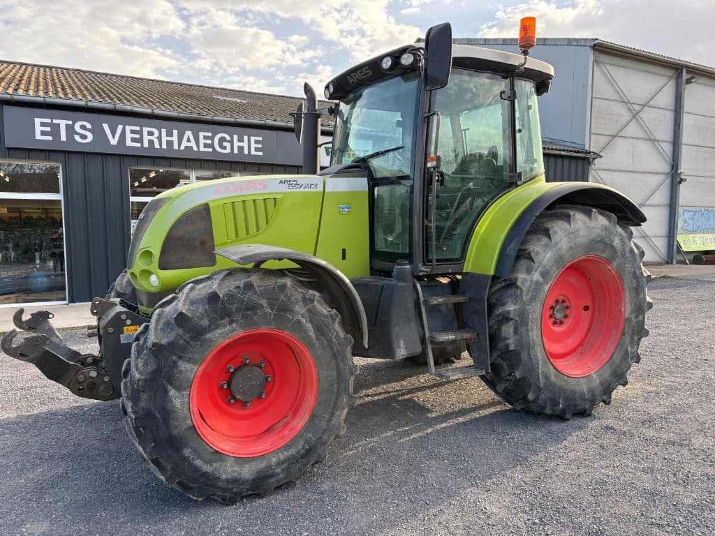 Tracteur CLAAS ARES 657 ATZ - photo principale