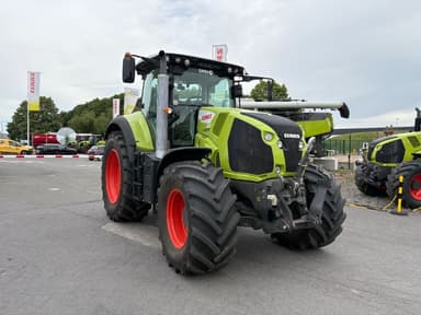 Tracteur CLAAS AXION 810 - photo 5
