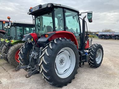 Tracteur chargeur MASSEY FERGUSON 5711 ESSENTIAL MR - photo 3
