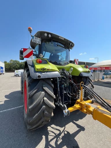 Tracteur CLAAS ARION 660  CMATIC CIS+ - photo 2