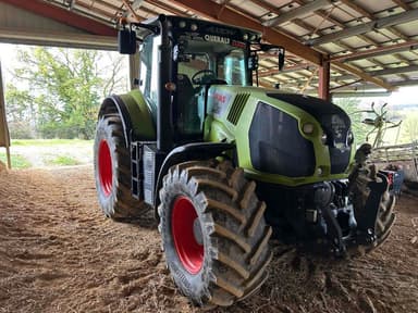 Tracteur CLAAS AXION 810 T4F CIS - photo 2