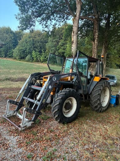 Tracteur RENAULT LS 75-14 - photo 3