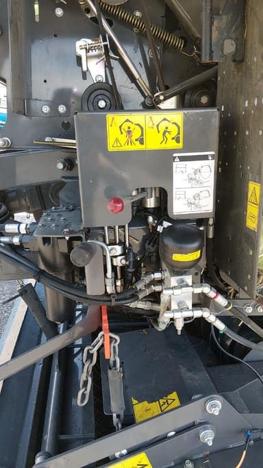 Presse balles rondes CLAAS variant 460 - photo 5