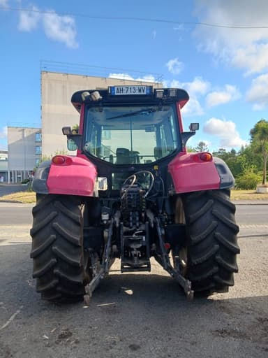 Tracteur VALTRA T152D - photo 3