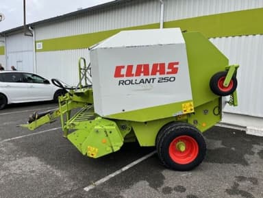 Presse balles rondes CLAAS ROLLANT 250 - photo 5