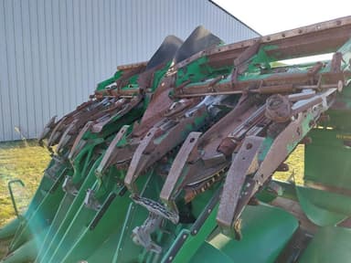 Cueilleur JOHN DEERE 608c - photo 5