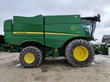 Moissonneuse JOHN DEERE S770 - photo 3