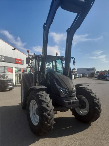 Tracteur chargeur VALTRA G135h - photo 5