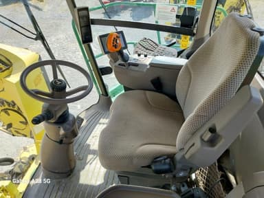 Ensileuse JOHN DEERE 8200i - photo 4