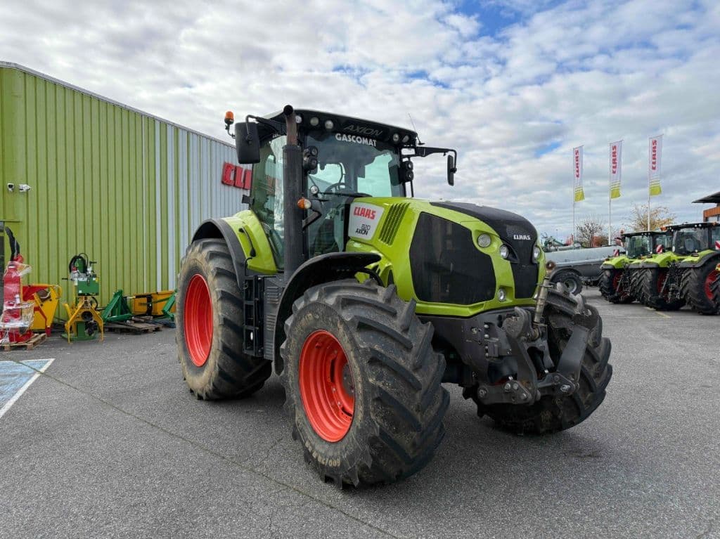 Tracteur CLAAS AXION 820 CIS - photo principale