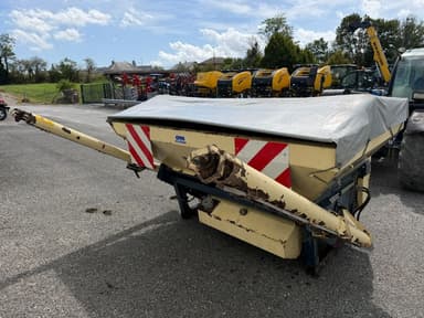 Epandeur engrais CALVET R2000 - photo 4