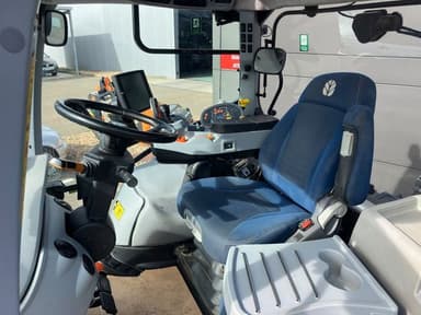 Tracteur NEW HOLLAND T6.155 - photo 5