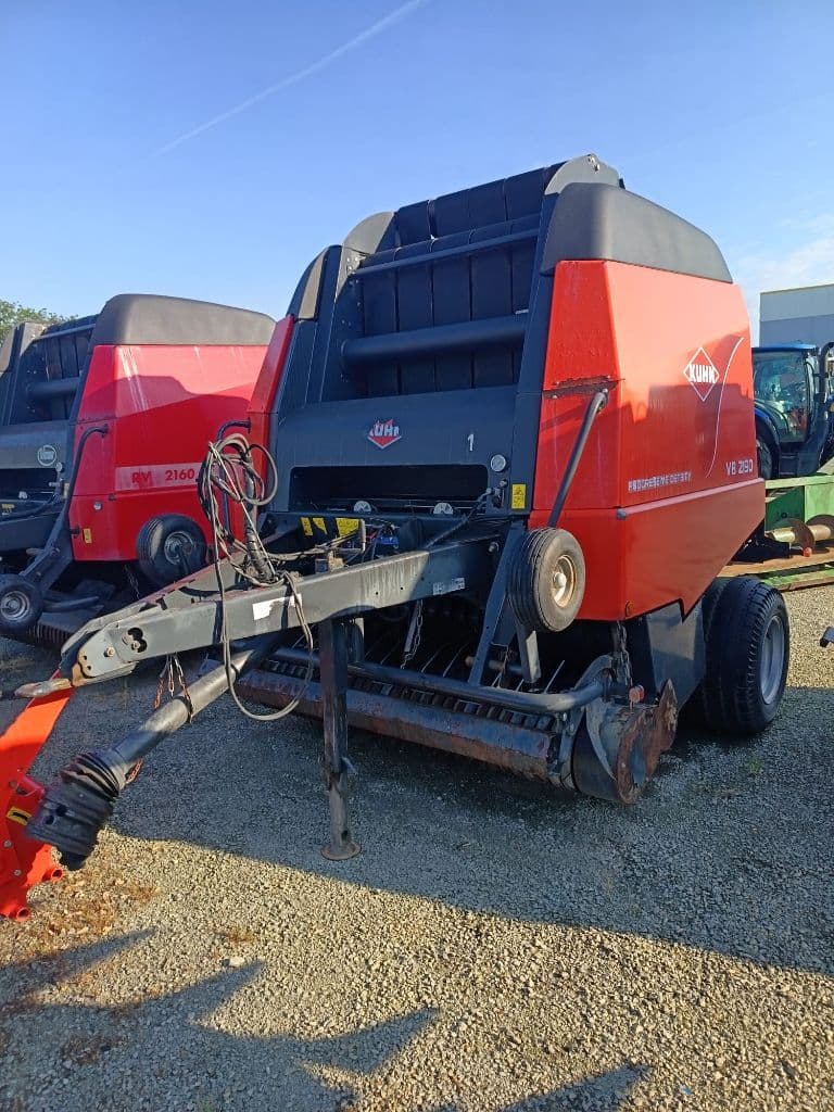 Presse balles rondes KUHN Vb2190 - photo principale
