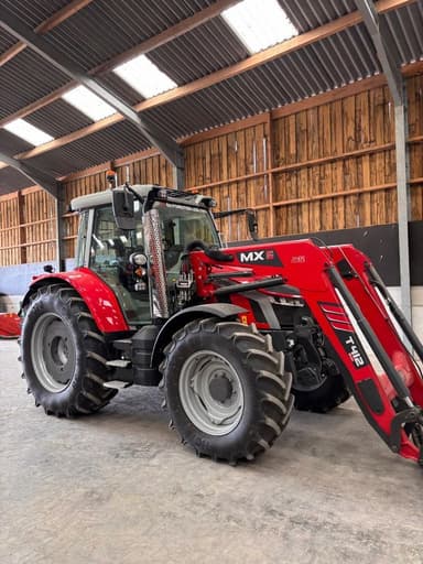 Tracteur MASSEY FERGUSON 5S.145 - photo 4