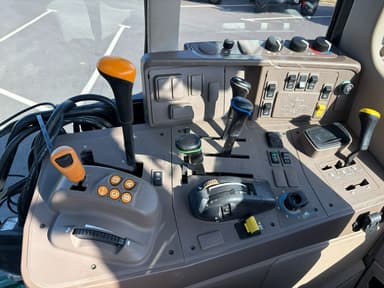 Tracteur JOHN DEERE 6110M - photo 5