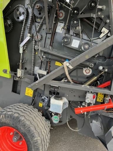 Presse balles rondes CLAAS Rollant 520 RF - photo 3