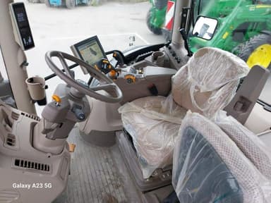 Tracteur JOHN DEERE 6R215 - photo 4
