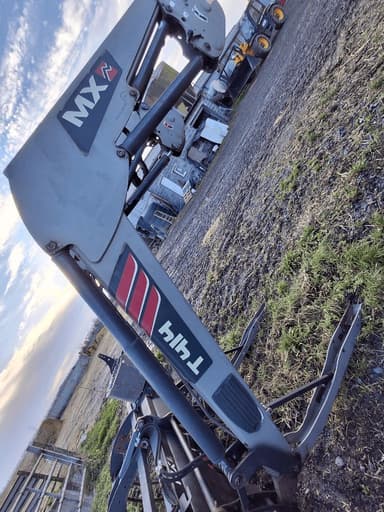 Tracteur CLAAS ARION 620 - photo 4
