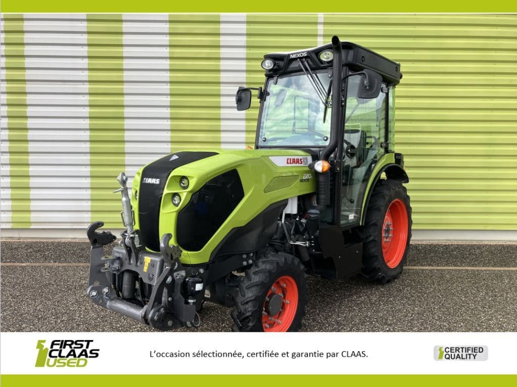 Tracteur etroit CLAAS NEXOS 220 S - photo principale