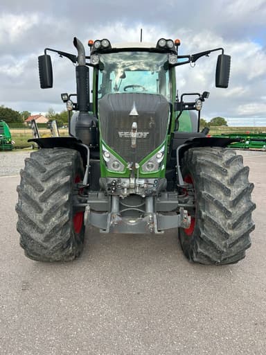 Tracteur FENDT 826 S4 PROFI PLUS - photo 2