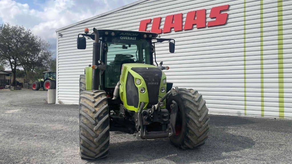 Tracteur CLAAS ARION 650 - photo principale
