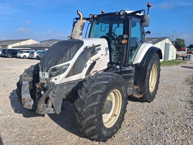 Tracteur VALTRA T144A - photo principale