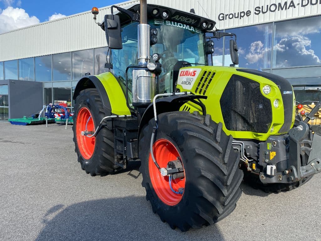 Tracteur CLAAS ARION 550 CMATIC - photo principale