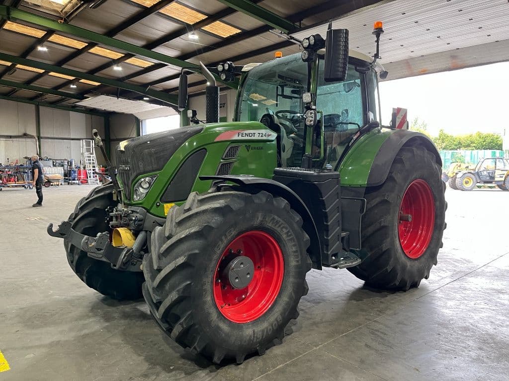 Tracteur FENDT 724 VARIO PROFI + - photo principale