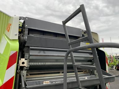 Presse balles rondes CLAAS VARIANT460 RF - photo 5