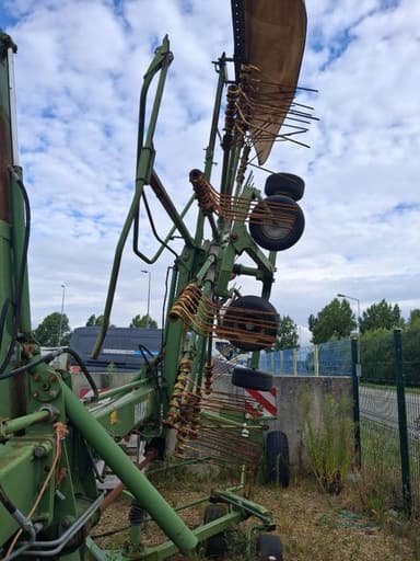 Andaineur KRONE SWADRO 810 - photo 3