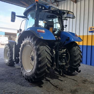 Tracteur NEW HOLLAND T7.210 AC - photo 5