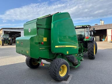 Presse balles rondes JOHN DEERE 864 MAXICUT 13 COUTEAUX - photo 4