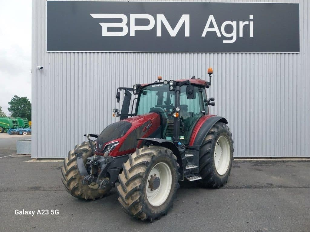 Tracteur VALTRA G135 - photo principale