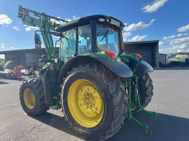 Tracteur chargeur JOHN DEERE 6100M - photo 4