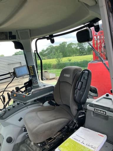 Tracteur chargeur CLAAS ARION 530 - photo 4