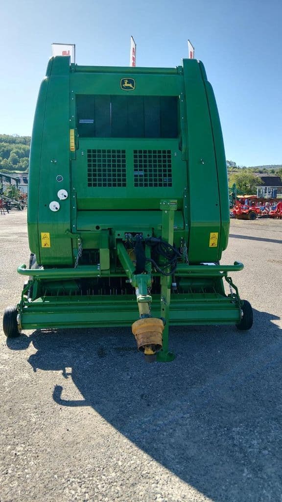 Presse balles rondes JOHN DEERE 864 Rotor Flow - photo principale