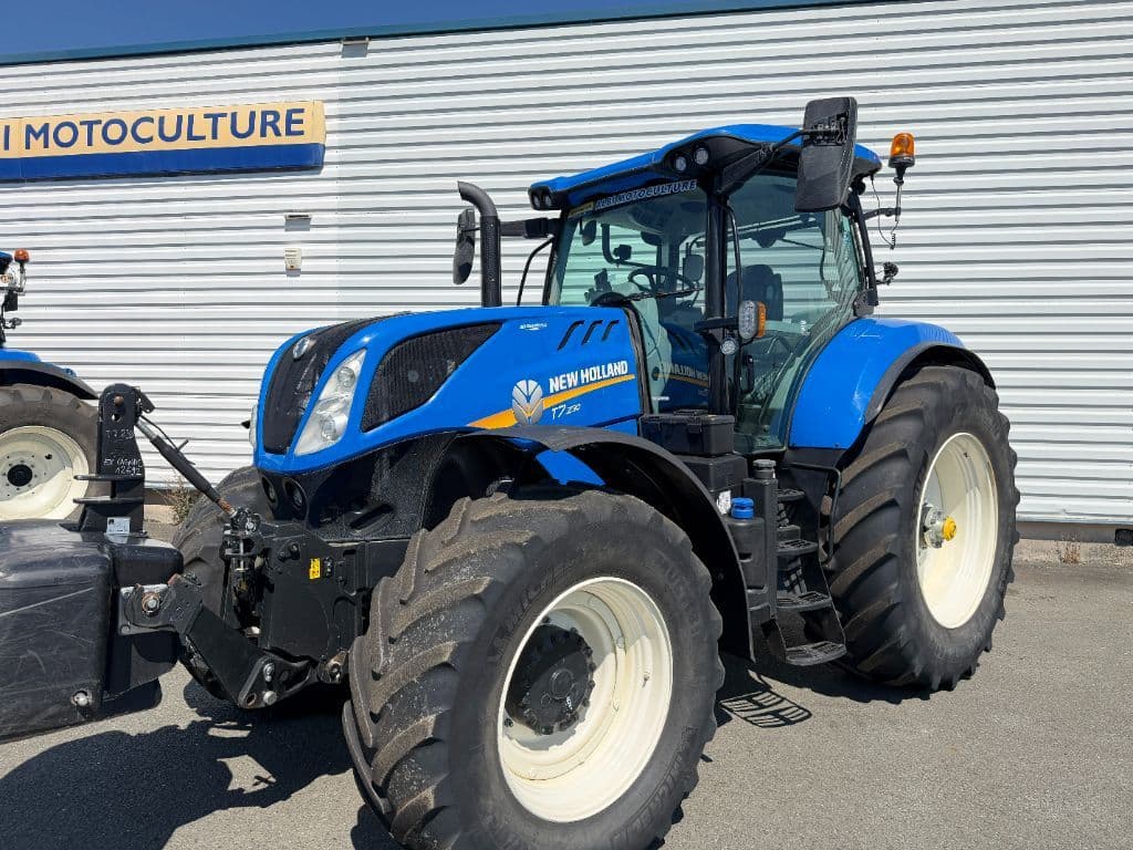 Tracteur NEW HOLLAND T7.230 - photo principale