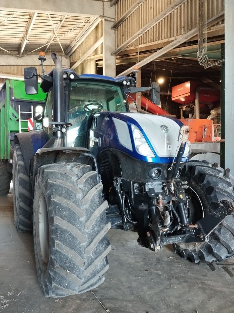 Tracteur NEW HOLLAND T7.275HD - photo principale
