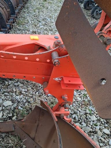 Charrue KUHN VARIMASTER 123 - photo 4