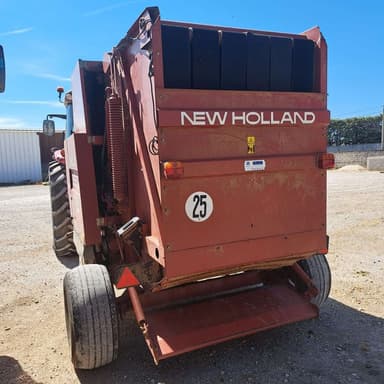 Presse balles rondes NEW HOLLAND 5950 - photo 4