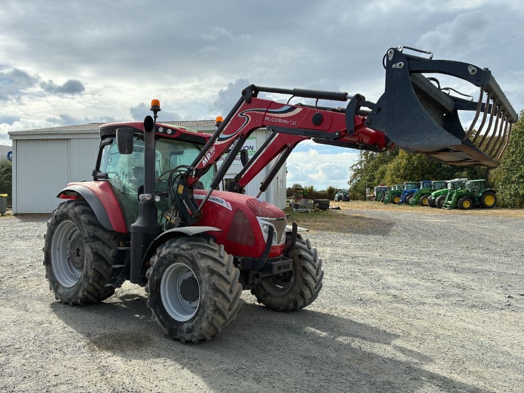 Tracteur chargeur MC CORMICK X6.420 - photo principale