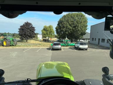 Tracteur CLAAS AXION 830 - photo 5