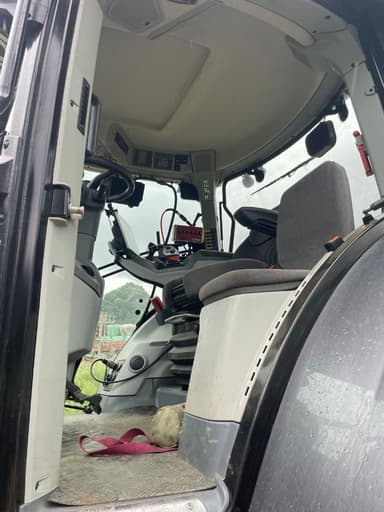 Tracteur CLAAS ARION 630 - photo 5