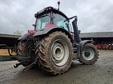 Tracteur VALTRA T215 direct - photo 3