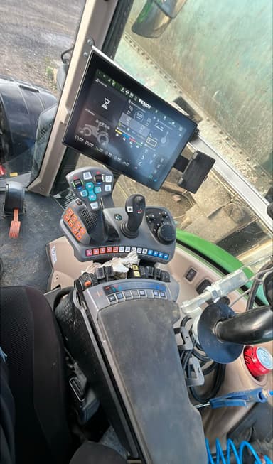 Tracteur FENDT 724 GEN 6 POWER + - photo 2