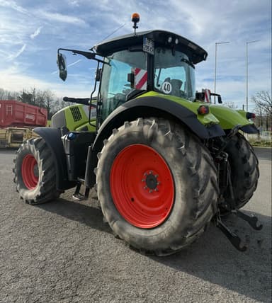 Tracteur CLAAS AXION 830 - photo 5
