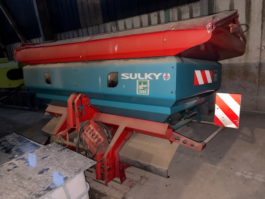 6989c1856ce0a5679e36b203