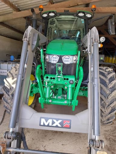 Tracteur chargeur JOHN DEERE 6120M - photo 5