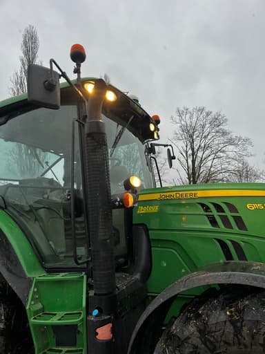 Tracteur JOHN DEERE 6115R - photo 5