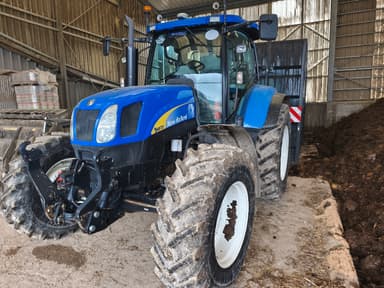 Tracteur NEW HOLLAND T6070 - photo 2